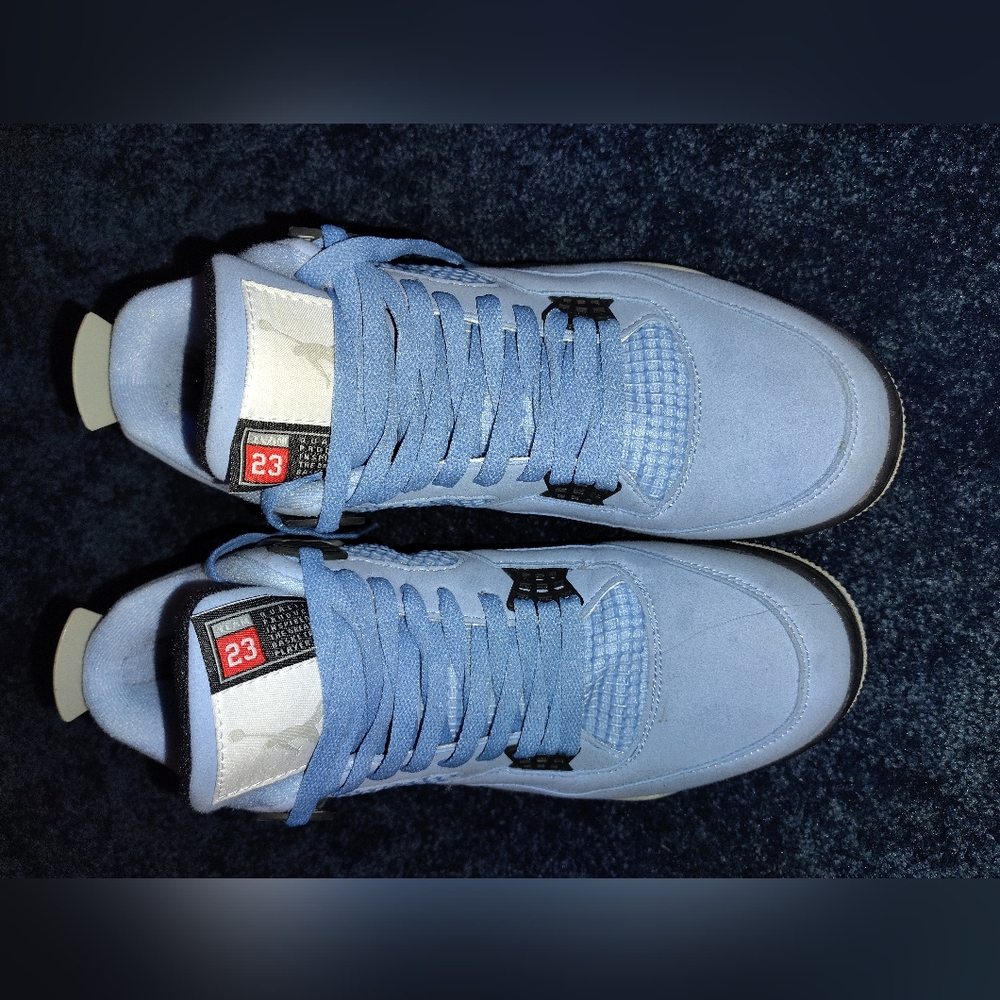 Jordan 4 retro North Carolina blue